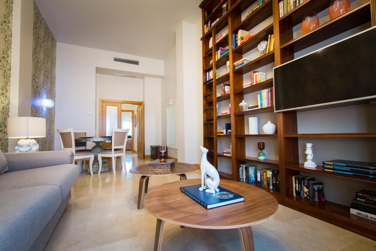 Апартаменты Holidays2Malaga Junto Catedral Экстерьер фото